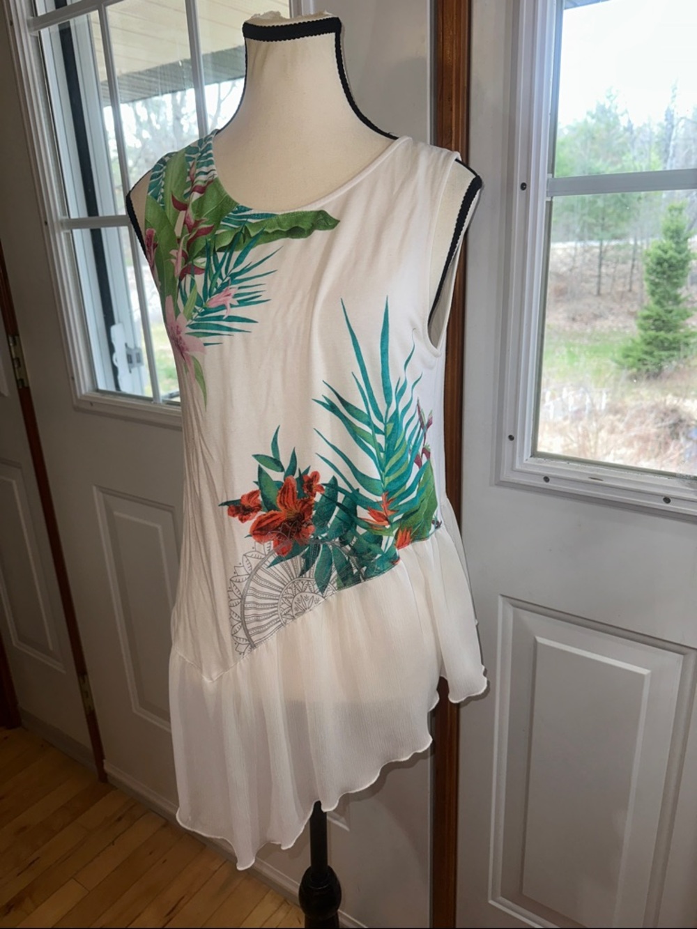Desigual White Tropical Leaf Print Sleeveless Top